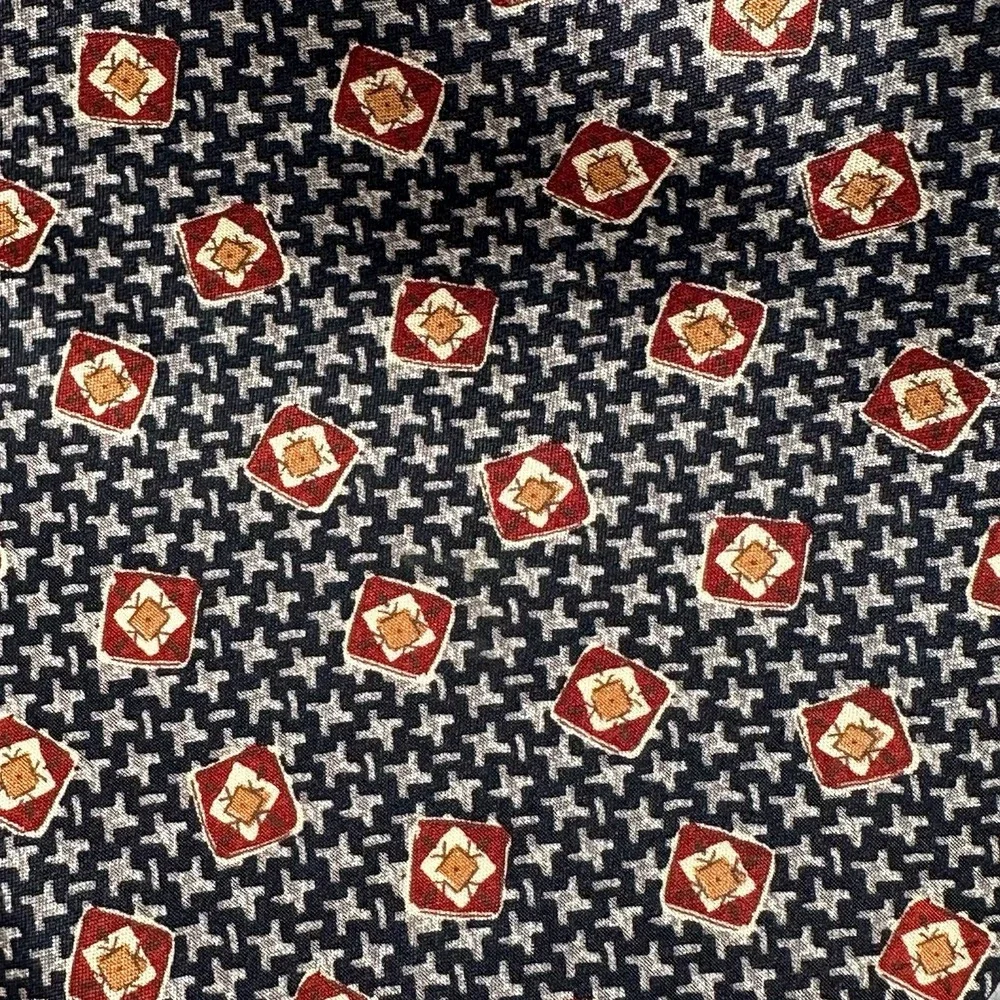Vintage Chaps Ralph Lauren Mens Neck Tie‎ Navy Abstract Pattern 100% Silk Emblem
